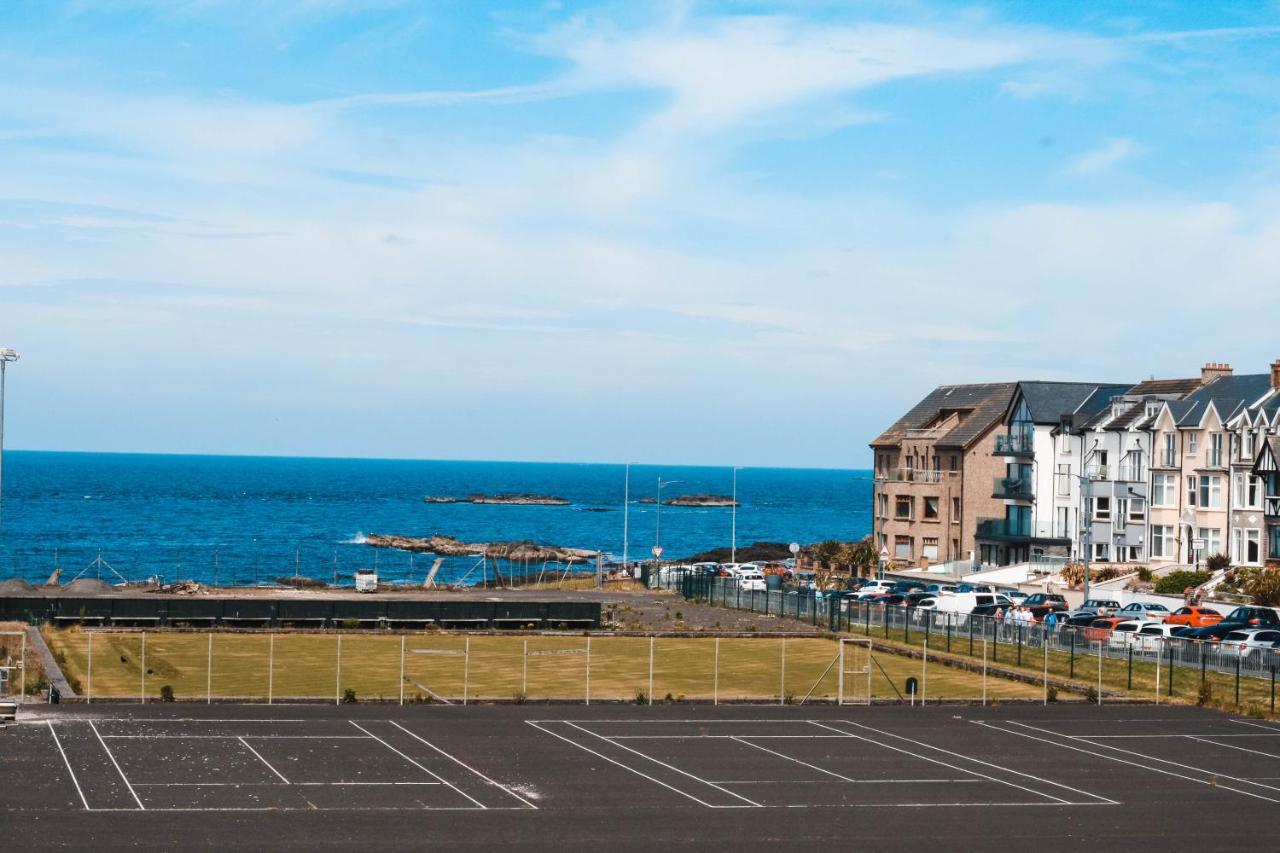 Luxury Sea View Apartment Portrush Eksteriør bilde