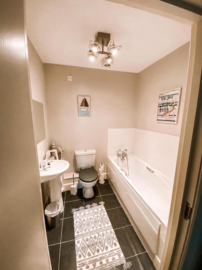 Luxury Sea View Apartment Portrush Eksteriør bilde